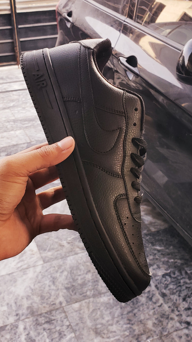 Air Force 1 Matte Black