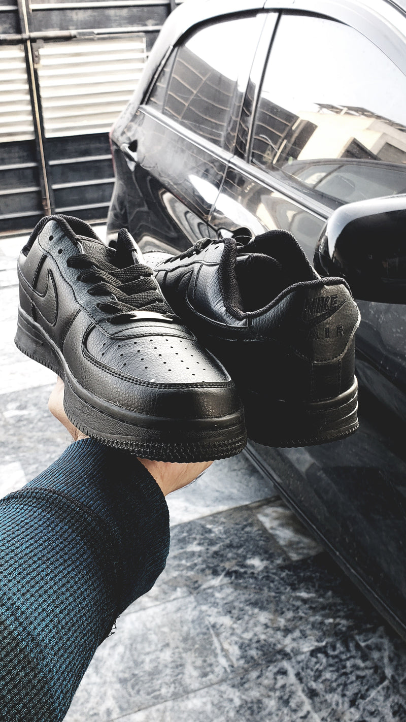 Air Force 1 Matte Black