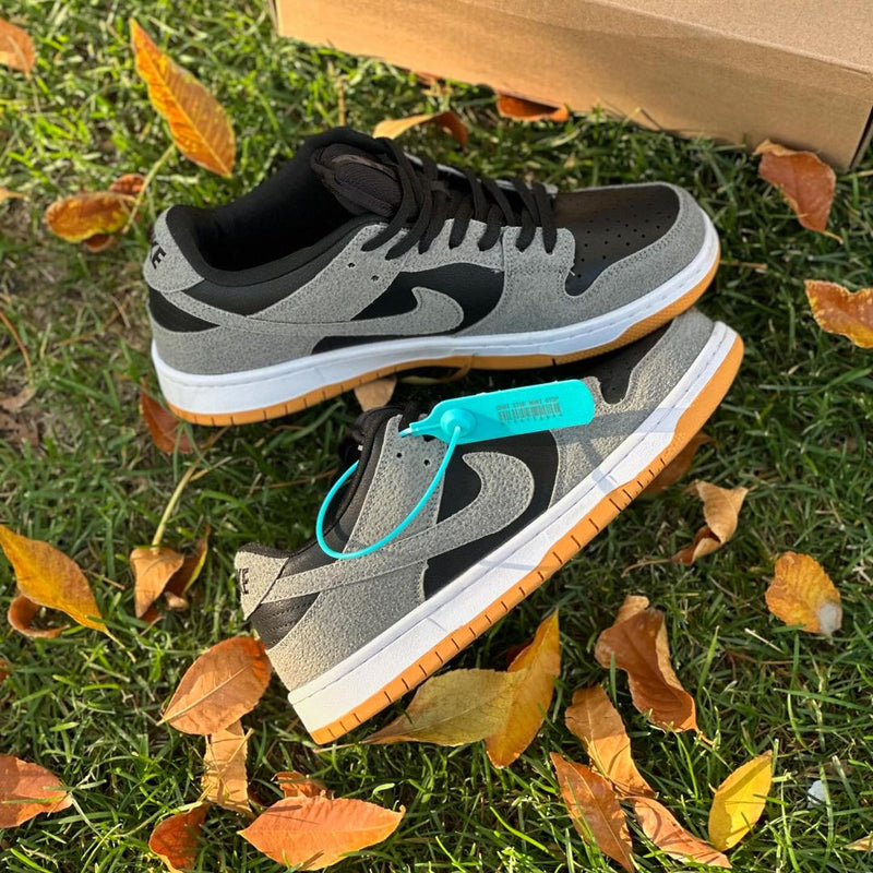 SB Dunk Lows - Wolf