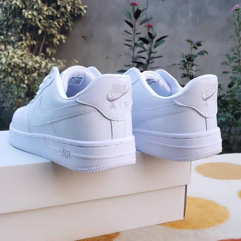 Air Force 1 Triple White